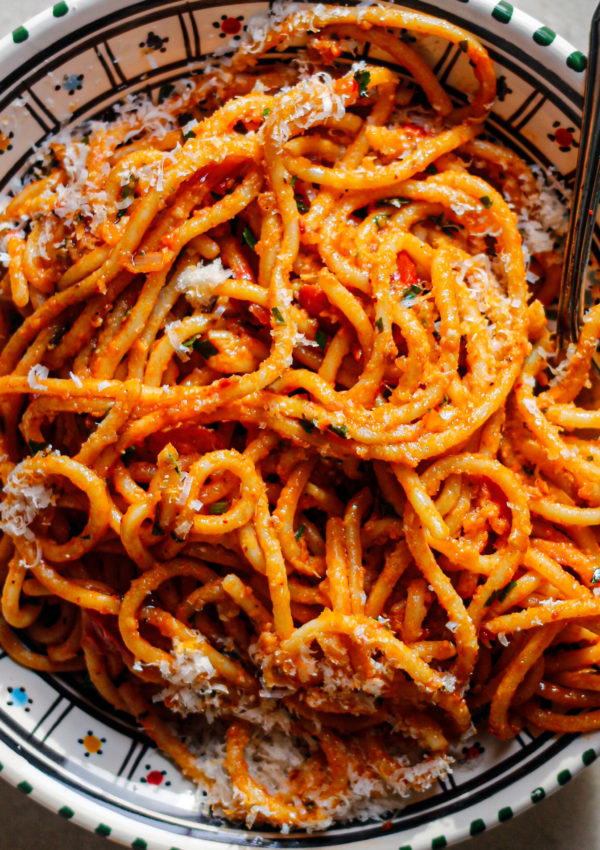 How to Make Spaghetti Arrabbiata