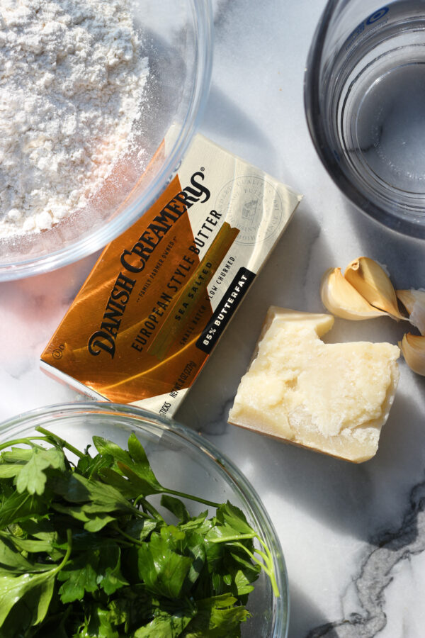 Herb Garlic Focaccia Fig & Olive Platter